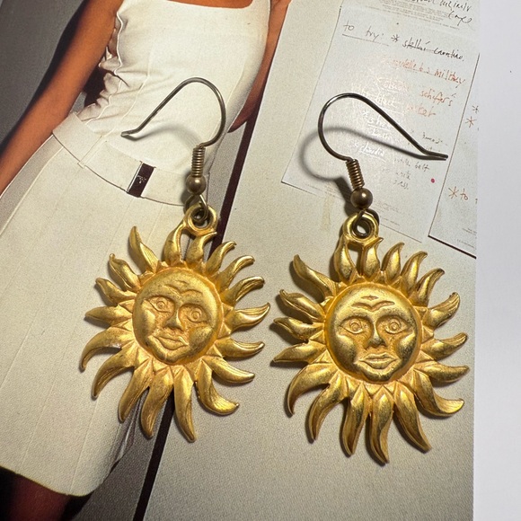 Vintage Jewelry - Vintage Gold Sunburst Earrings